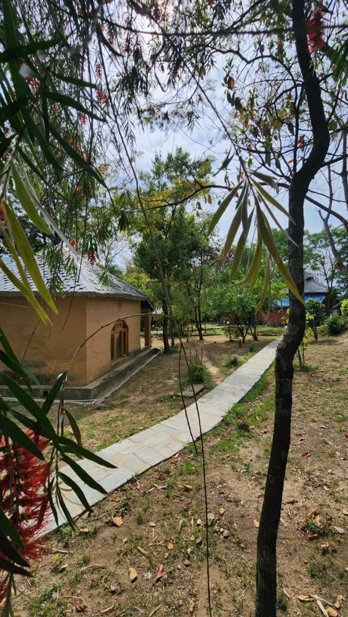 Namlang Resort Bīr Exteriör bild