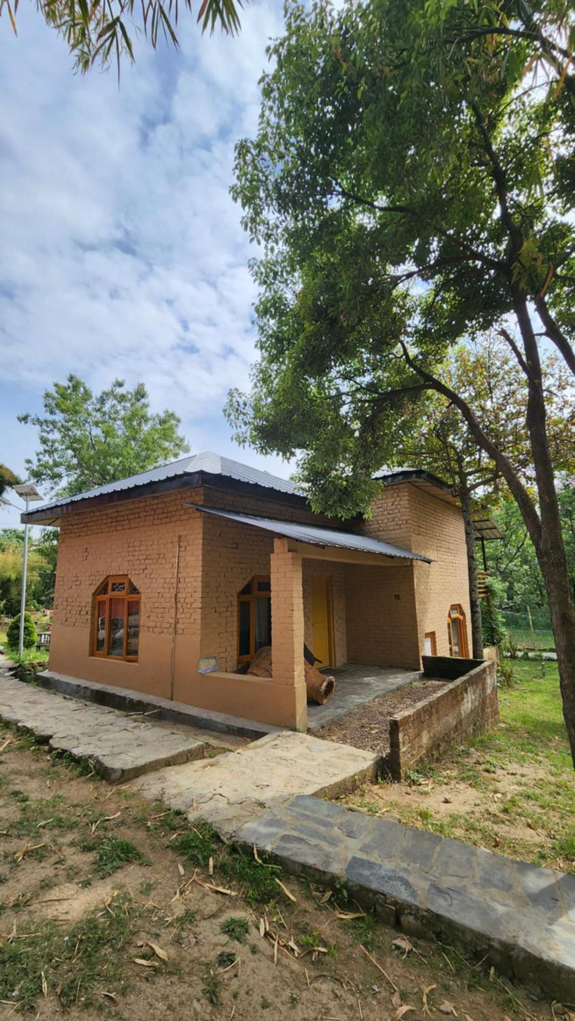 Namlang Resort Bīr Exteriör bild