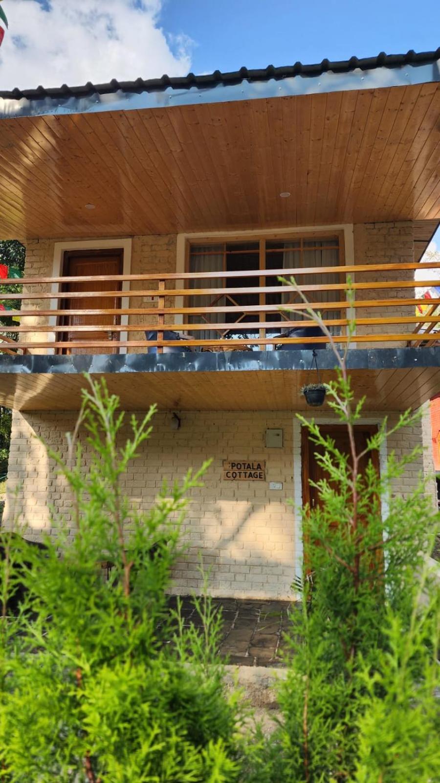 Namlang Resort Bīr Exteriör bild